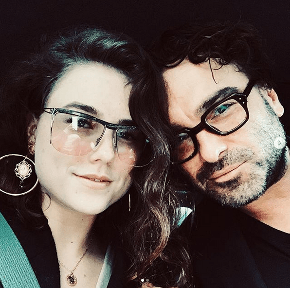 Johnny Galecki & Alaina Meyer (sanctionedjohnnygalecki/Instagram)